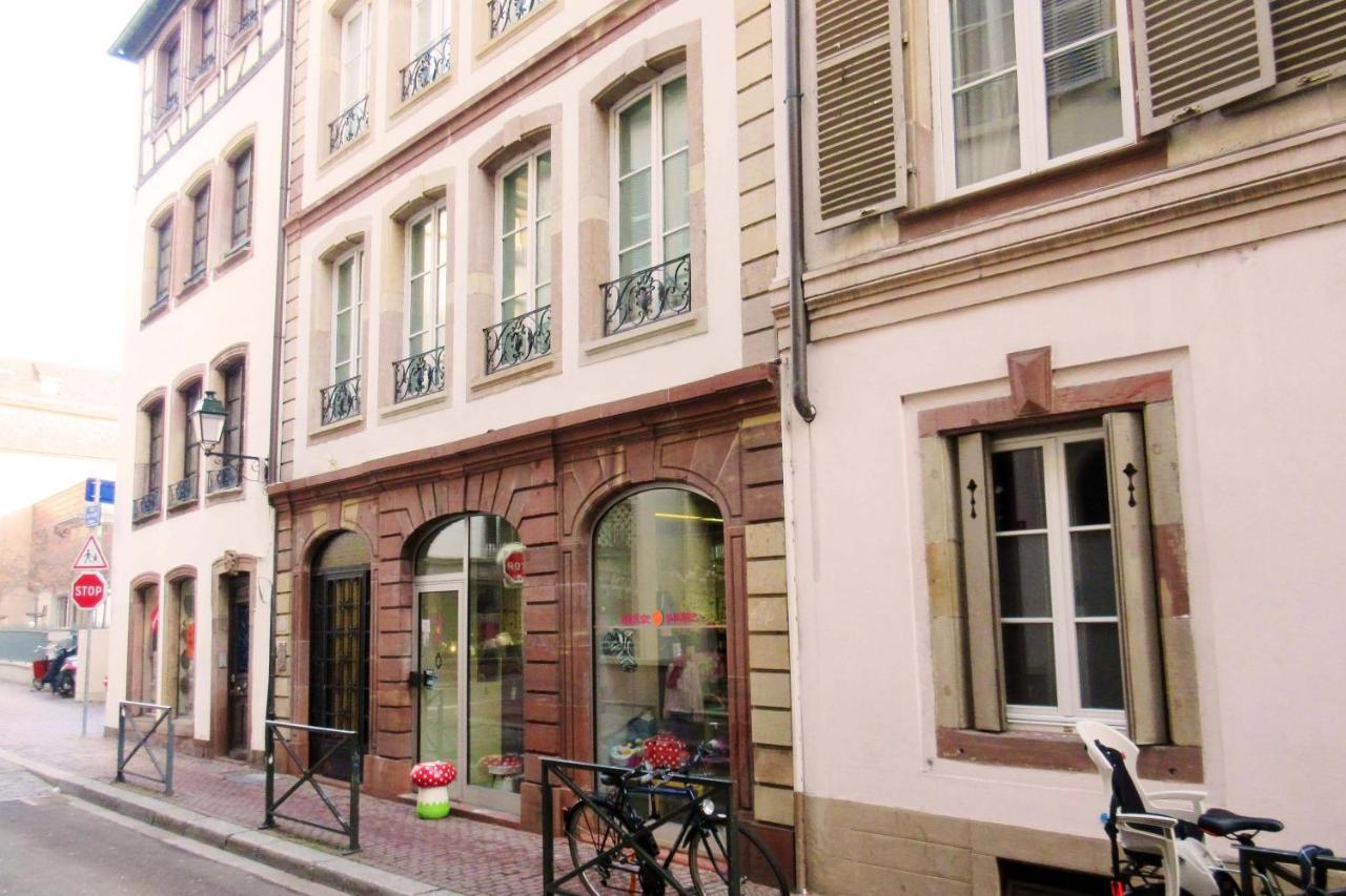 Appartement Typique Et Cosy A Deux Pas De La Cathedrale Strasbourg Eksteriør billede
